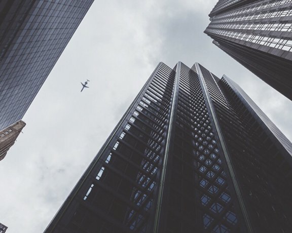 Обои для iPhone. Под крылом самолета…