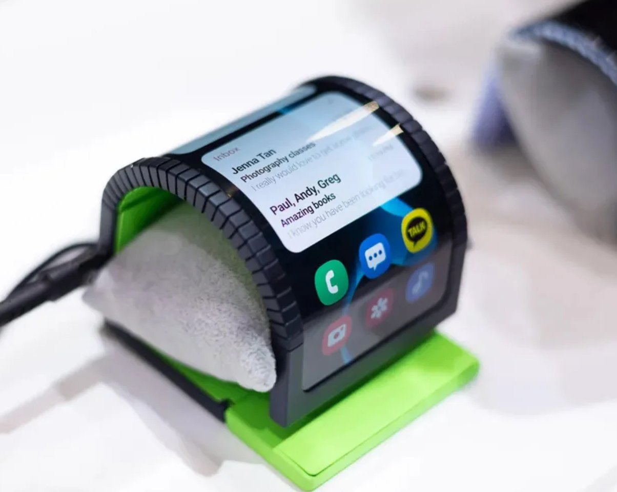 Samsung представила Cling Band — концепт гибкого смартфона