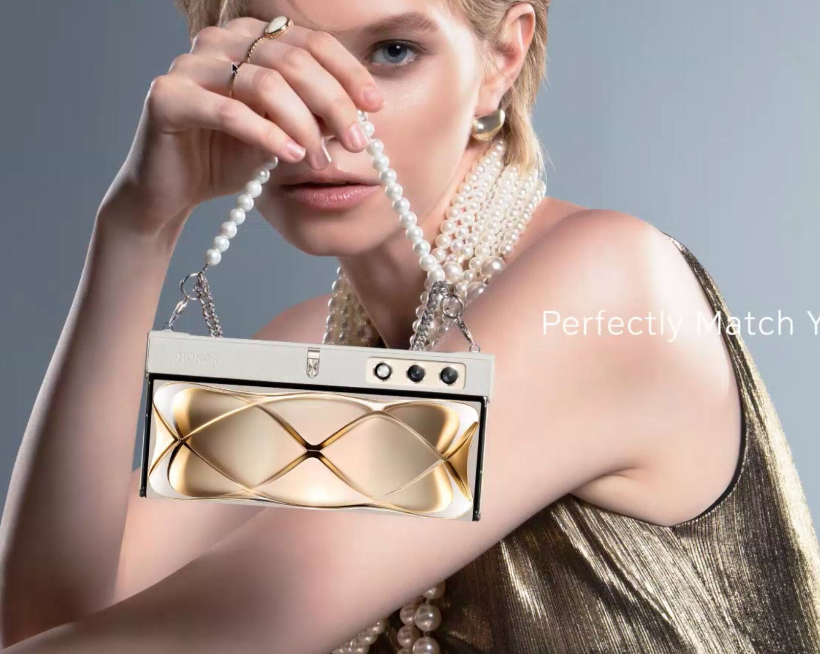 Honor показала Magic V Purse — складной смартфон, имитирующий дамскую сумку