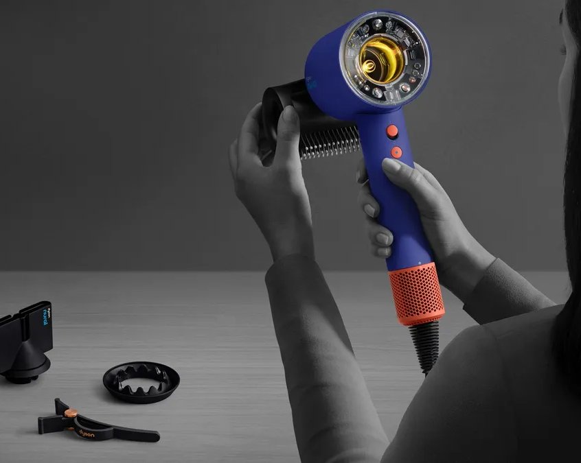 Dyson представила умный фен Supersonic Nural, который защищает волосы от перегрева